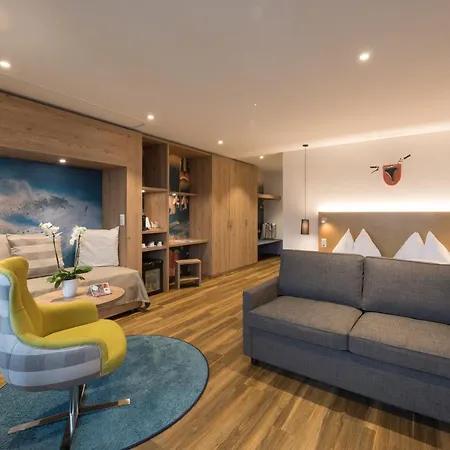 Sunstar Hotel 4*